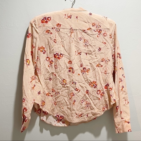 FOUNDRAE Women’s Peach Floral Silk Button Up Ruffle Hem Long Sleeve Blouse Sz 4 - Picture 3 of 9